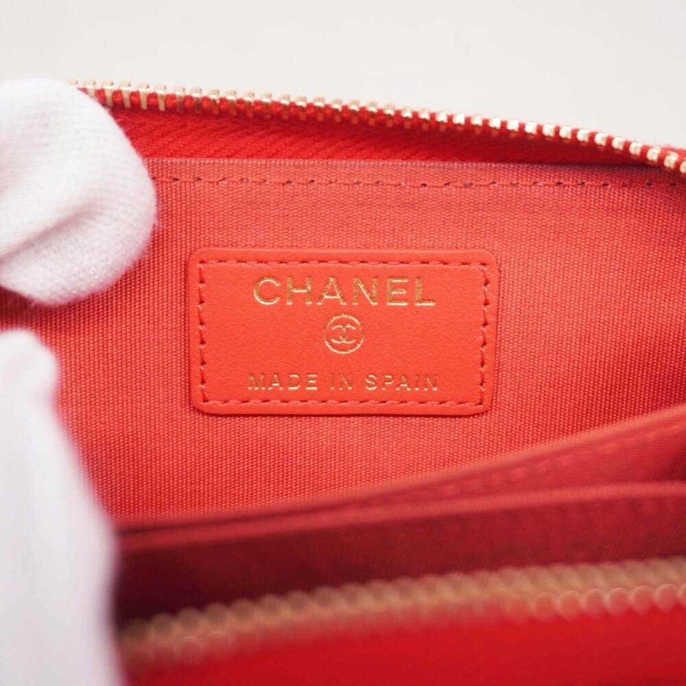 CHANEL Pink Lambskin Leather Wallet - Picture 4 of 6